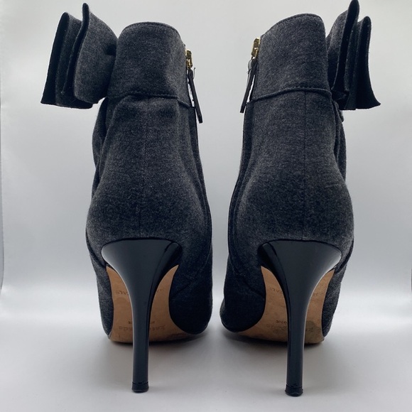 KATE SPADE WOMEN’S BOW FABRIC ANKLE HEEL BOOTIES GRAY SZ 7 - Picture 5 of 12